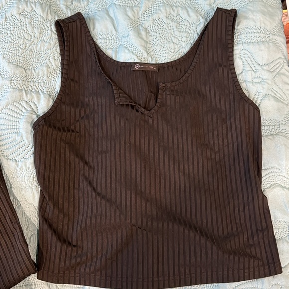 Ladies Lounge Set - Picture 3 of 10